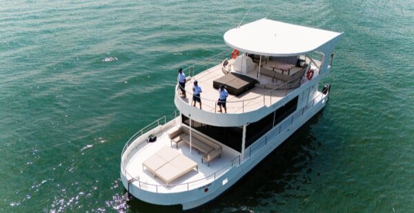 Catamarán 030